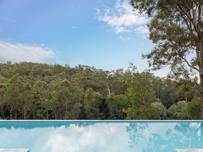 /international/au/17-vivian-place-samsonvale-qld-151555700/