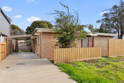 /international/au/8-mack-court-belmont-vic-148418364/