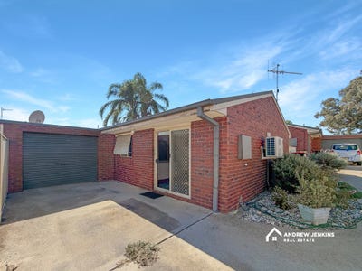 /international/au/unit-5-105-107-vermont-street-barooga-nsw-150555884/