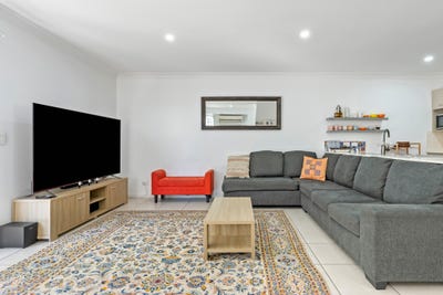/international/au/71-115-todds-road-lawnton-qld-148172048/