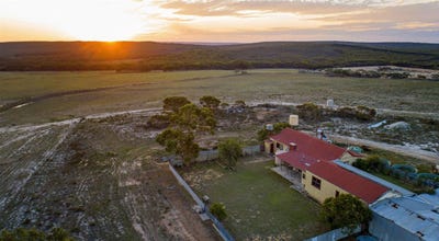 /international/au/1766-moir-road-ravensthorpe-wa-152355064/