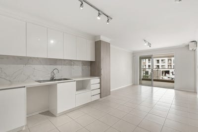 /international/au/14-24-westralia-gardens-rockingham-wa-151376220/