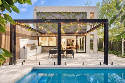 /international/au/24-woodside-crescent-toorak-vic-152603232/