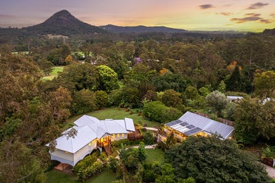/international/au/11-risley-court-cooran-qld-152671500/