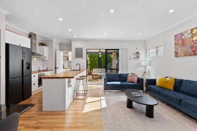 /international/au/45-dalecross-avenue-madeley-wa-150971508/
