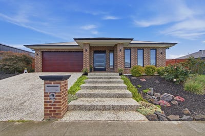 /international/au/7-moon-street-maffra-vic-150891776/