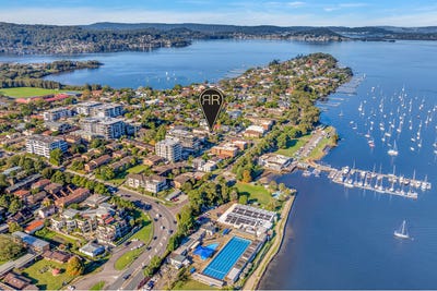 /international/au/2-1-lynn-avenue-point-frederick-nsw-148195516/