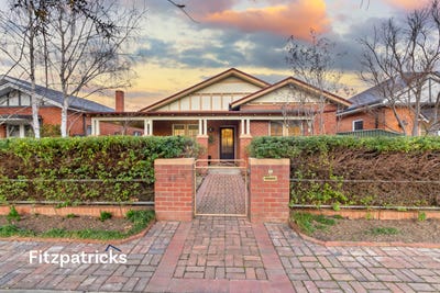 /international/au/29-best-street-wagga-wagga-nsw-148710084/?lang=id