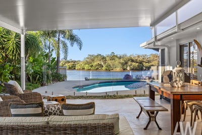 /international/au/21-cootamundra-drive-mountain-creek-qld-148613732/?lang=en
