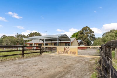 /international/au/163-beacham-road-west-pinjarra-wa-152623116/