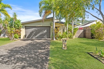 /international/au/16-hatch-close-trinity-beach-qld-151489956/