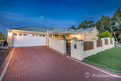 /international/au/19-carwoola-circle-carramar-wa-151228360/