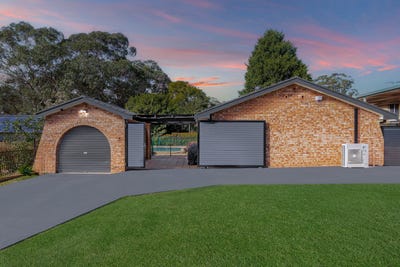 /international/au/8-leichhardt-street-ruse-nsw-148459272/
