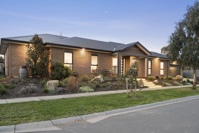 /international/au/40-redgum-drive-mansfield-vic-152454632/
