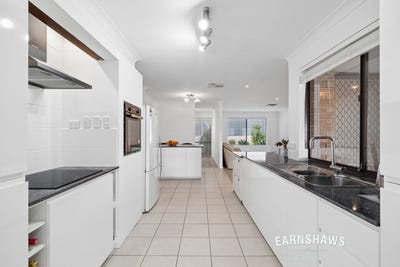 /international/au/9-darrowby-place-sawyers-valley-wa-152175068/