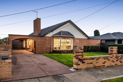 /international/au/9-somerlayton-crescent-fawkner-vic-151355980/