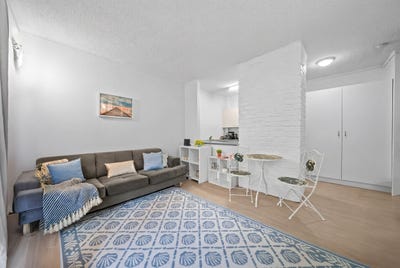 /international/au/3-44-north-street-southport-qld-151373316/