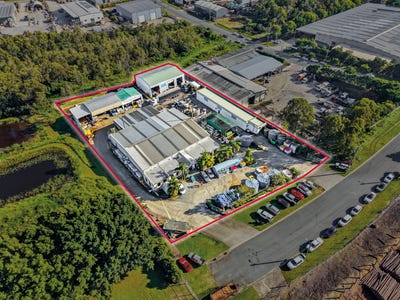 /international/au/8-12-krypton-street-narangba-qld-505168260/