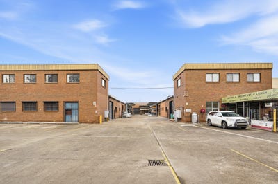 /international/au/14-davis-road-wetherill-park-nsw-505173924/