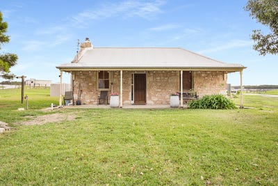 /international/au/4437-southern-ports-highway-robe-sa-700401760/