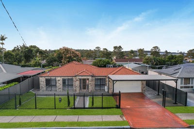 /international/au/13-carlos-street-hillcrest-qld-151195144/
