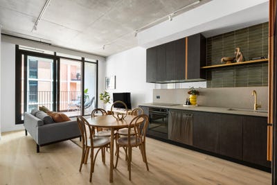/international/au/3-2m-20-walker-street-northcote-vic-148970356/