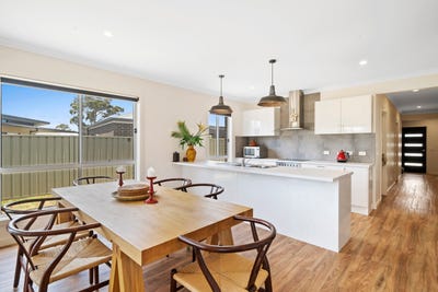 /international/au/2-7-avoca-court-mansfield-vic-152007500/