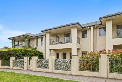 /international/au/40-mapleton-avenue-harrison-act-152436676/