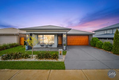 /international/au/85-hearne-street-googong-nsw-151397820/