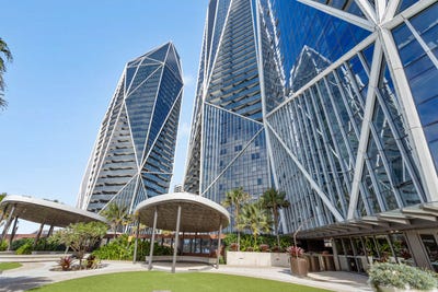 /international/au/1704-36-old-burleigh-road-surfers-paradise-qld-151292272/