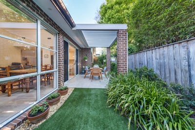 /international/au/4-51-killeaton-street-st-ives-nsw-152678836/