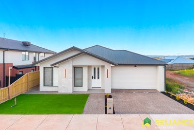 /international/au/7-tinker-lane-maddingley-vic-152413520/