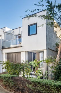 /international/au/6-lewisham-lane-prahran-vic-151253592/