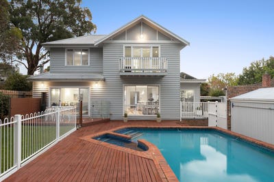 /international/au/15-vernon-street-blackburn-south-vic-150959556/