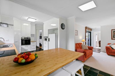/international/au/8-lorinya-court-battery-hill-qld-148471768/?lang=zh-cn