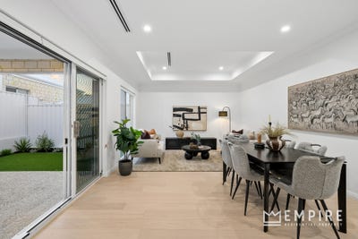 /international/au/40b-cordelia-avenue-coolbellup-wa-152613288/