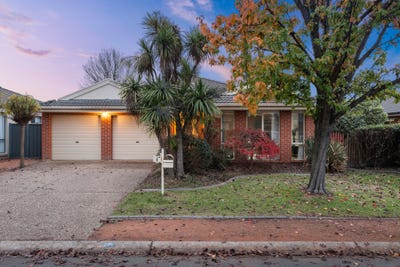 /international/au/9-inkerman-street-amaroo-act-151398888/