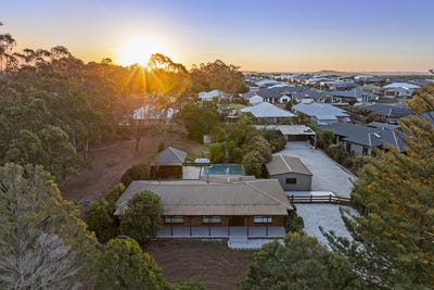 /international/au/89-kleinton-road-highfields-qld-152509164/