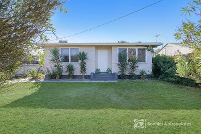 /international/au/222-lowry-street-north-albury-nsw-148432272/