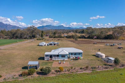 /international/au/13-lucy-lane-croftby-qld-151921916/