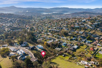 /international/au/26-ancanthe-avenue-lenah-valley-tas-204558808/