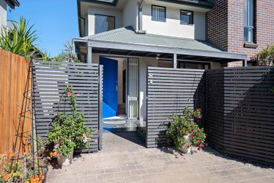 /international/au/2-7-ronald-avenue-narraweena-nsw-151031536/