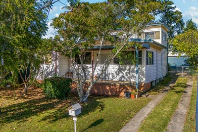 /international/au/7-ninth-avenue-toukley-nsw-151449336/