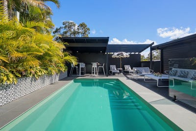 /international/au/30-korogora-street-crescent-head-nsw-152355264/