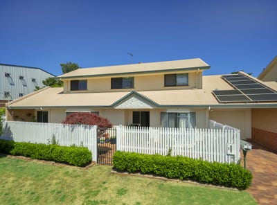 /international/au/2-french-street-east-toowoomba-qld-148755392/