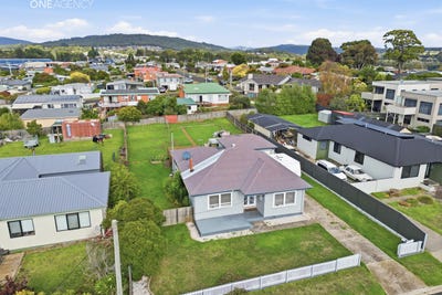 /international/au/233-steele-street-devonport-tas-150968824/