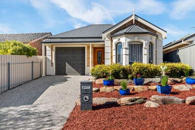 /international/au/15a-sydney-street-ridgehaven-sa-152413672/