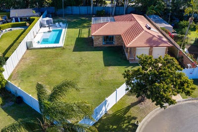 /international/au/36-waitomo-street-broadbeach-waters-qld-152207528/
