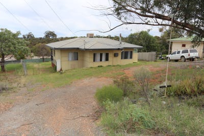 /international/au/25-blackbutt-st-kambalda-east-wa-152694420/