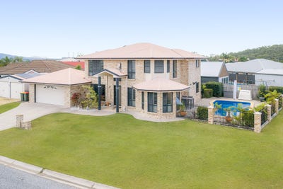 /international/au/2-kensington-place-kin-kora-qld-151146552/